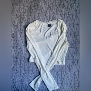 SHEIN cropped v-neck long sleeve with lace detail, size XS